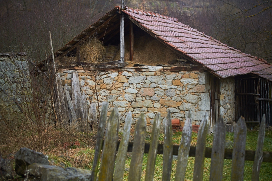 038 Farm in Zvečan/Zveçan, North Mitrovica, Kosovo, in 2016