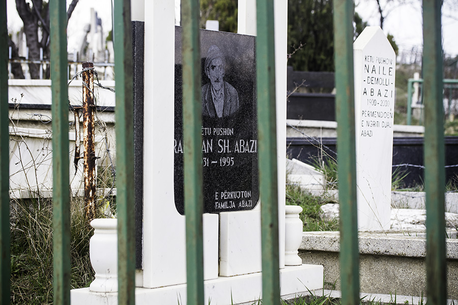 013 Graves in Dragodan neighborhood, Prishtina, Kosovo, 2014